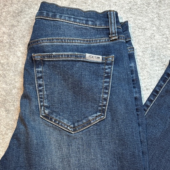 ⨠Joeās Jeans StraightāLeg Denim ⢠Size 27 ⢠Traditional Dark Wash ⨠- Picture 7 of 14